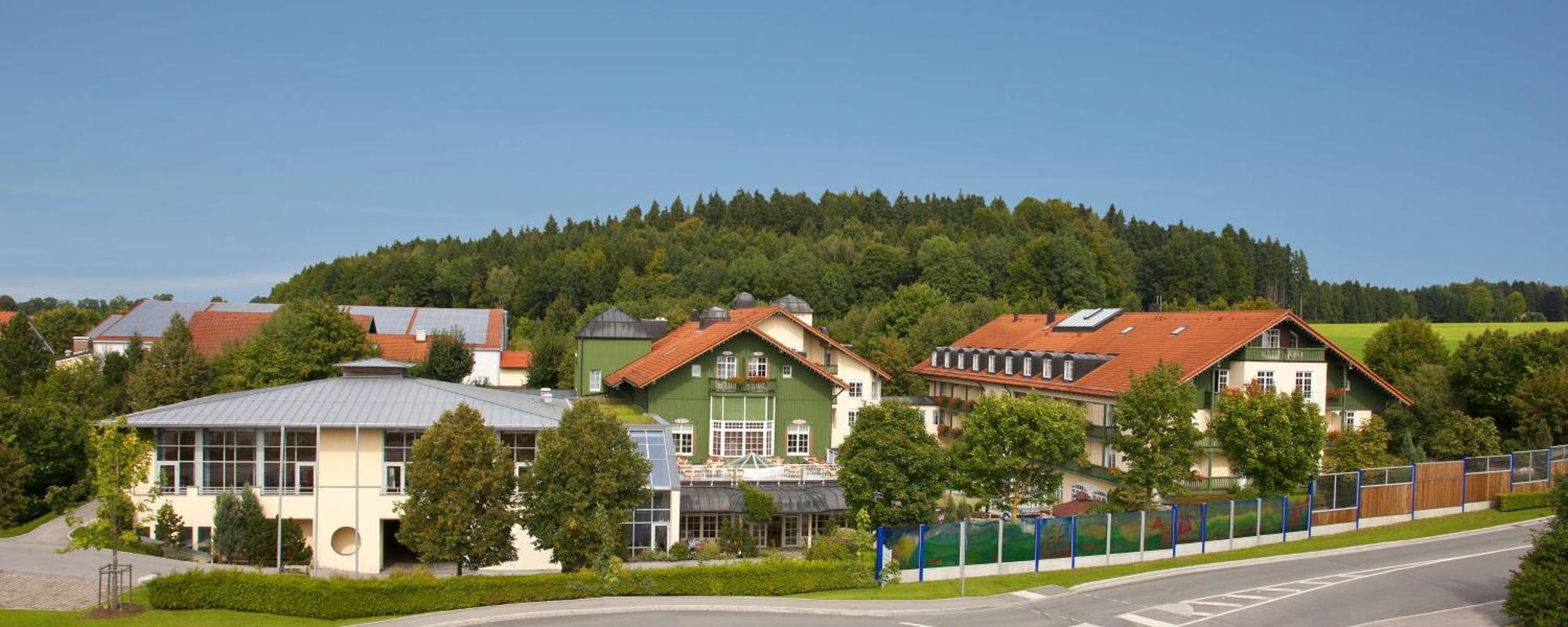 Hotel Bayerischer Hof Miesbach, BW Premier Collection Exterior photo